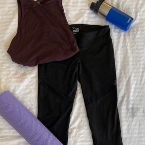 Black leggings with mesh